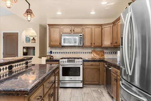 16924 Oscar Dr, Grass Valley, CA, 95949-7382 | Card Image