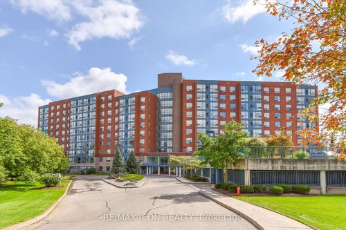 311-55 Blue Springs Dr, Waterloo, ON, N2J4T3 | Card Image