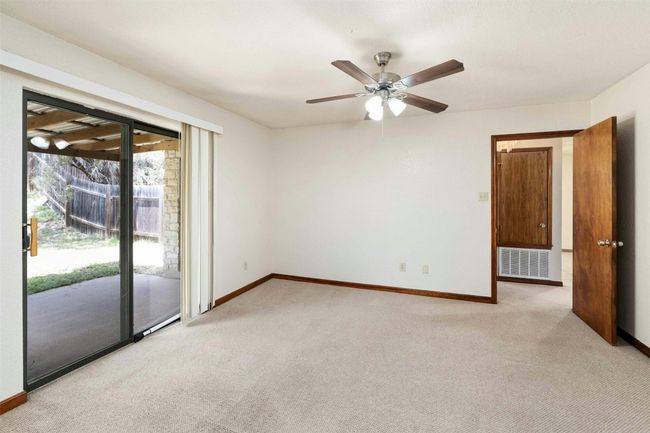 B - 353 Fantail Loop, Home with 2 bedrooms, 2 bathrooms and 2 parking in Lakeway TX | Image 17