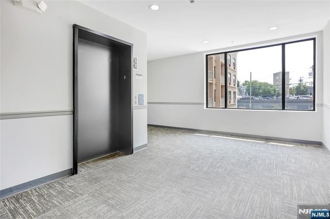 8915 Bergenwood Ave, Condo with 1 bedrooms, 1 bathrooms and null parking in North Bergen NJ | Image 23