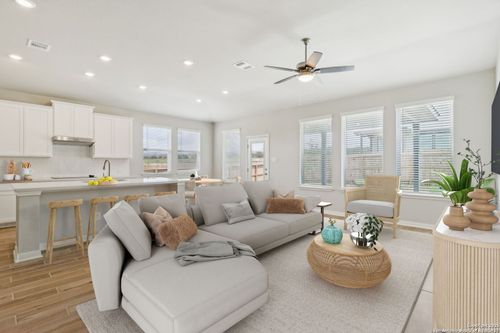 29507 Arrowtooth Blvd, Boerne, TX, 78006-3170 | Card Image