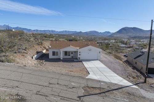 1878 Circulo Girasol, Rio Rico, AZ, 85648 | Card Image