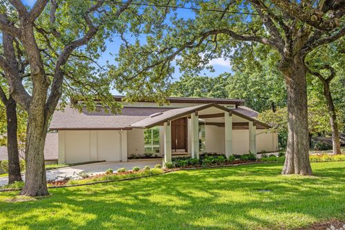 2704 Sherwood Ln, Colleyville, TX, 76034-4610 | Card Image