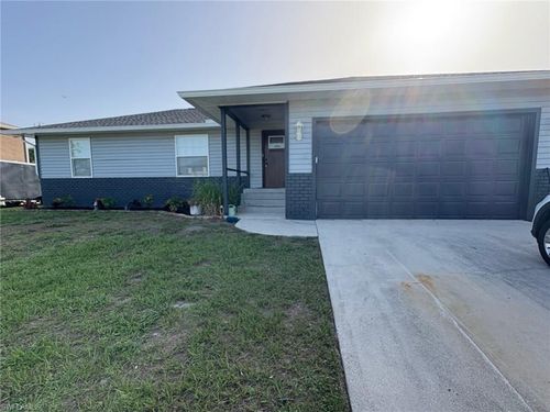 818 Sw 8th Ct, Cape Coral, FL, 33991-2425 | Card Image
