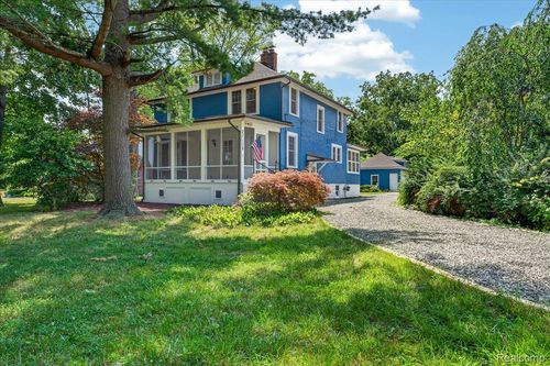 27108 E River Rd, Grosse Ile, MI, 48138-1915 | Card Image