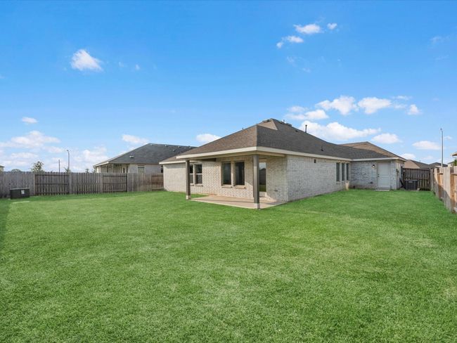 2011 Heather Ridge Way, House other with 4 bedrooms, 2 bathrooms and 3 parking in Rosenberg TX | Image 21