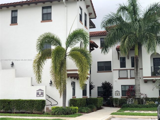 APT-203 - 10600 Nw 88 Th St, Condo with 2 bedrooms, 3 bathrooms and null parking in Doral FL | Image 21