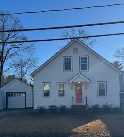 18 Burroughs Rd, North Reading, MA, 01864-1220 | Card Image