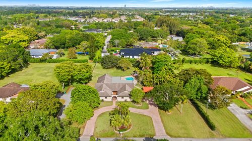 5500 Sw 111th Ter, Davie, FL, 33328-4746 | Card Image