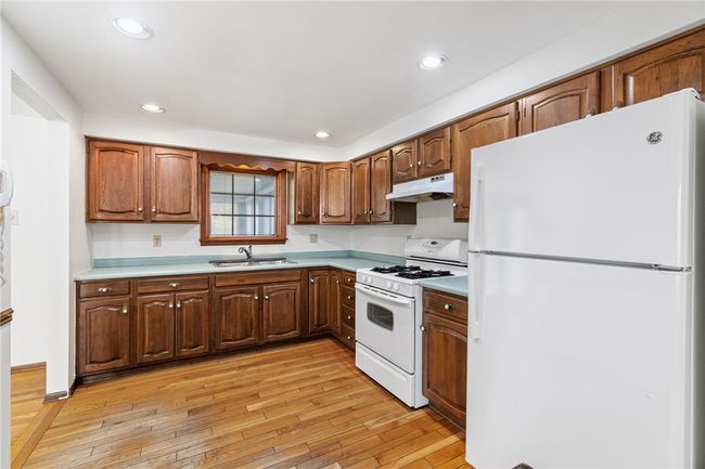 461 Willow St, House other with 3 bedrooms, 3 bathrooms and 2 parking in Springdale PA | Image 10