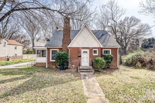 639 E Iredell Ave, Mooresville, NC, 28115-2425 | Card Image