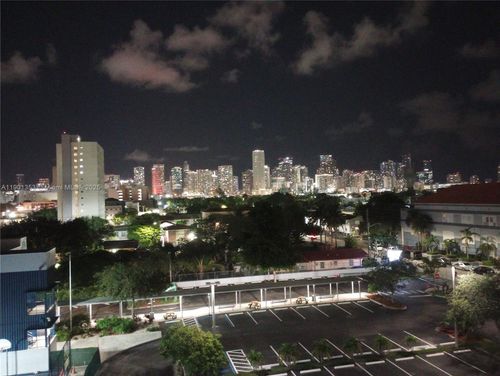 b-199 Sw 12th Ave, Miami, FL, 33130-1044 | Card Image