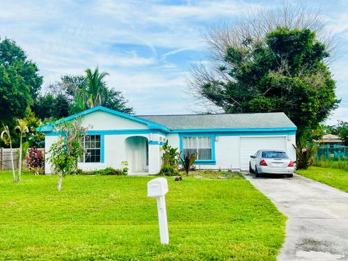 1475 Se Grapeland Ave, Port St Lucie, FL, 34952-4949 | Card Image