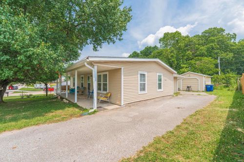 1330 Hillcrest Rd, Bedford, IN, 47421-3024 | Card Image