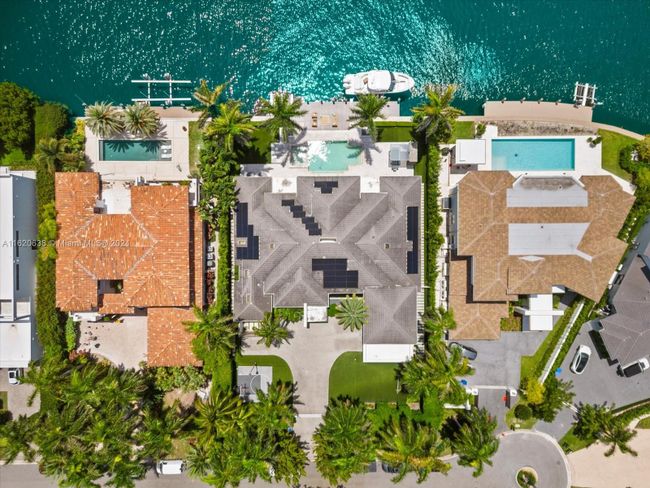 224 S Island, House other with 4 bedrooms, 6 bathrooms and null parking in Golden Beach FL | Image 35