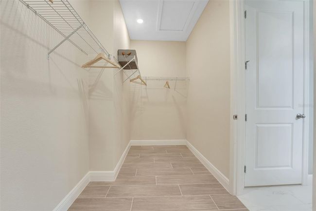 987 Fiesta Key Cir, House other with 2 bedrooms, 2 bathrooms and null parking in LADY LAKE FL | Image 29