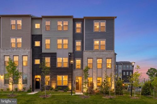 19746 Misty Moss Sq, Ashburn, VA, 20147-4679 | Card Image