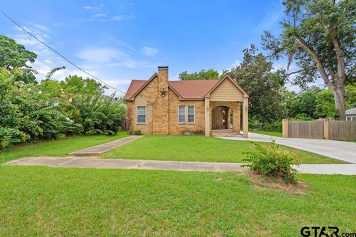 1704 E Houston St, Tyler, TX, 75702-8525 | Card Image