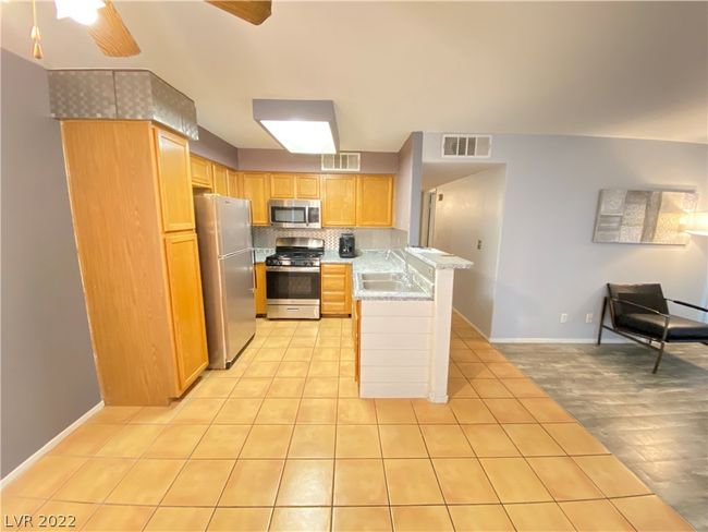 UNIT-101 - 3065 Casey Dr, Condo with 2 bedrooms, 2 bathrooms and null parking in Las Vegas NV | Image 9