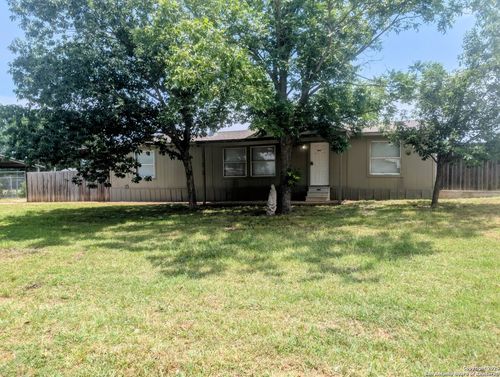 1131 Valeria Dr, Marion, TX, 78124-1635 | Card Image