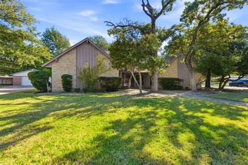 1709 Oakridge Dr, Pantego, TX, 76013-3267 | Card Image