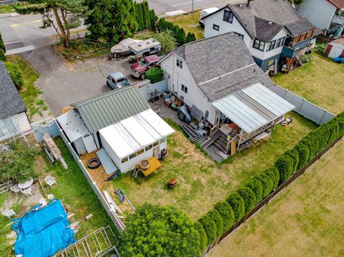 {{alt}} | Card Image