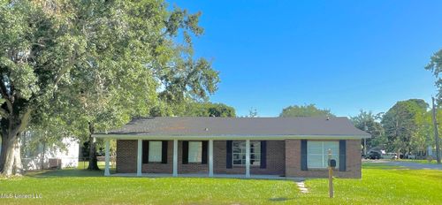 2311 Parsley Ave, Pascagoula, MS, 39567-7469 | Card Image