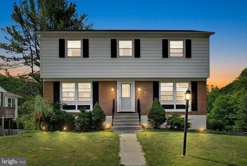 89 Deerfield Dr, POTTSVILLE, PA, 17901-4006 | Card Image