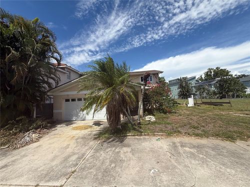 6111 Bayou Grande Blvd Ne, SAINT PETERSBURG, FL, 33703-1803 | Card Image