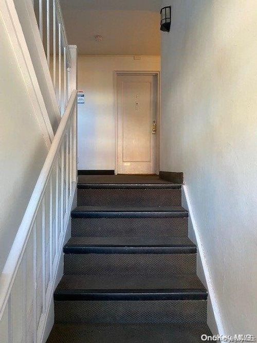 apt-1c-80 Gibson Blvd, Valley Stream, NY, 11581-2046 | Card Image