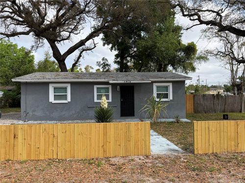 3916 E Genesee St, TAMPA, FL, 33610-7938 | Card Image
