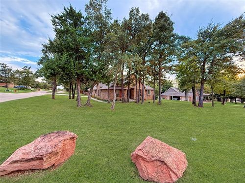 3527 Bobcat Trail, Guthrie, OK, 73044 | Card Image