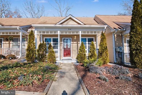 934 Riversedge Cir, ANNAPOLIS, MD, 21401-6872 | Card Image