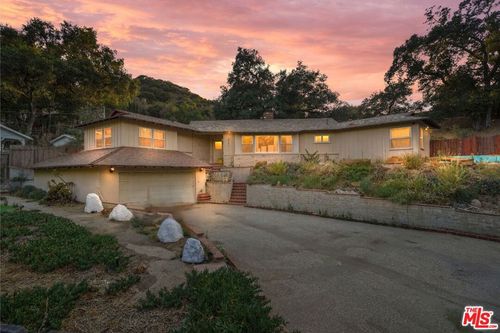 9747 Haines Canyon Ave, Tujunga, CA, 91042 | Card Image