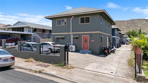 3331 Hayden St, Honolulu, HI, 96815-4379 | Card Image