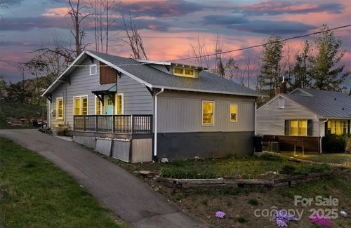 21 Hilldale Rd, Asheville, NC, 28803-1014 | Card Image