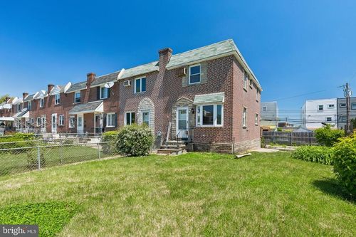 819 Grant Rd, FOLCROFT, PA, 19032-1713 | Card Image