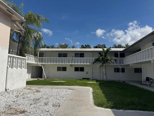 206-811 Se 16th St, Fort Lauderdale, FL, 33316-2651 | Card Image