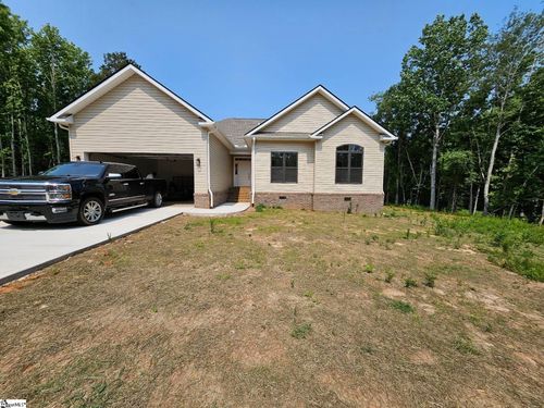 201 Peninsula Dr, Laurens, SC, 29360-6657 | Card Image