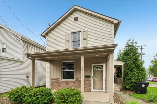 1447 Pacific Ave, Monaca, PA, 15061-1828 | Card Image