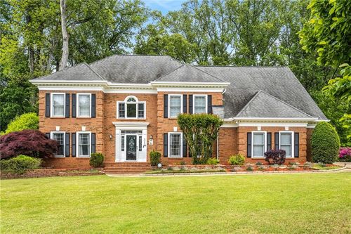 6040 Neely Farm Dr, Peachtree Corners, GA, 30092-1340 | Card Image
