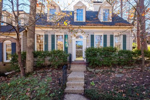 24 Windsor Ct, Little Rock, AR, 72212-3214 | Card Image