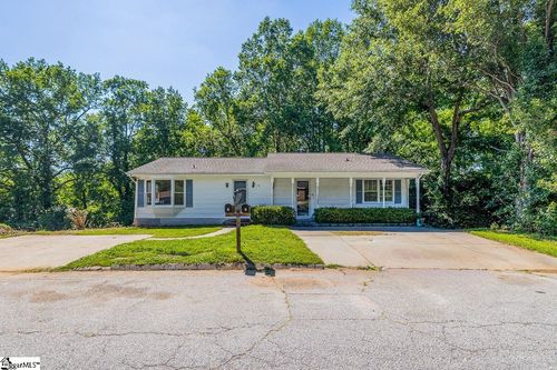 4016 Pebblebrook Ct, Spartanburg, SC, 29301-3414 | Card Image