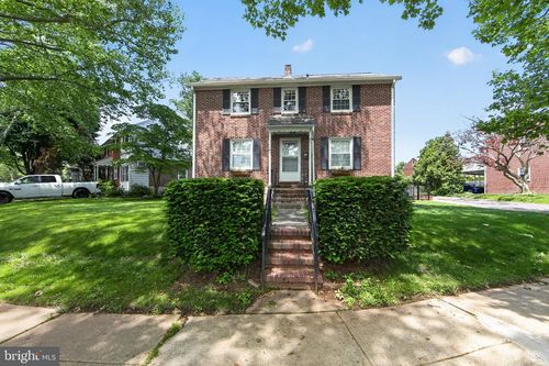 51 Cedar St, POTTSTOWN, PA, 19464-4905 | Card Image