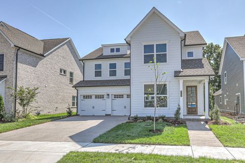 8025 Headwaters Dr, Franklin, TN, 37064-4365 | Card Image