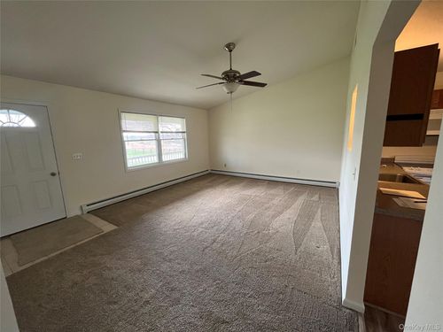 b-867 Van Wagner Road, Poughkeepsie (Town), NY, 12601 | Card Image