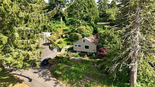 456 Upper Grand Ave, Hoquiam, WA, 98550-1445 | Card Image