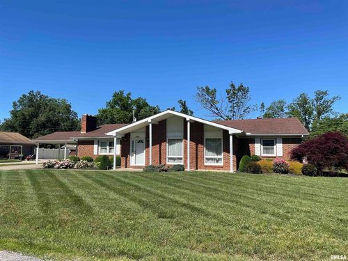 201 S Herrmann Dr, Ridgway, IL, 62979-1364 | Card Image