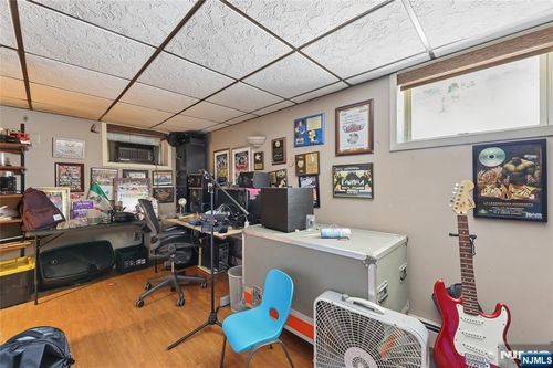 360 Rutherford Blvd, Clifton, NJ, 07014-1221 | Card Image