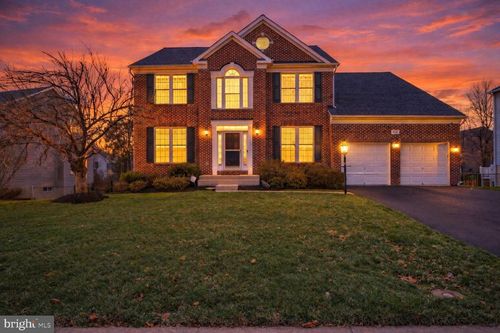 9110 Big Springs Loop, BRISTOW, VA, 20136-1288 | Card Image